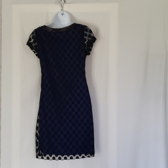 Dress - Picture 6 of 10